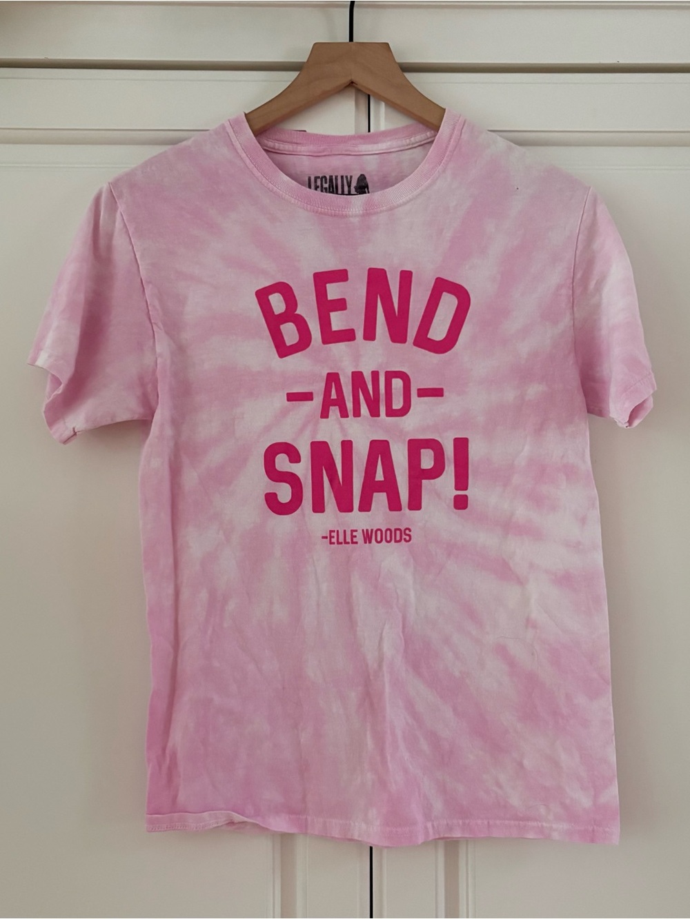 Legally Blonde Bend and Snap Elle Woods Pink Tie Dye T-shirt Small